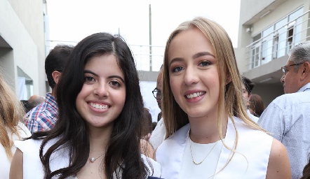  Pili Aguilar y Mildred Naranjo.