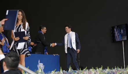 Entrega de Certificados de Prepa Tec.