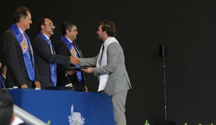 Entrega de Certificados de Prepa Tec.
