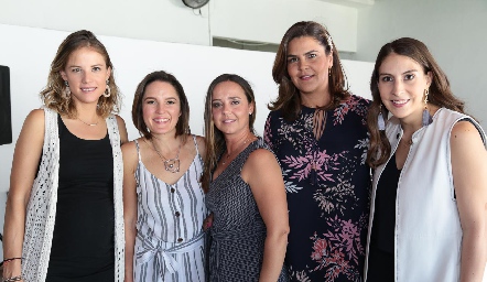 Monze Martell, Marifer Ramírez, Marcela Alcalde, Gabriela Díaz Infante y Ceci Castelo.