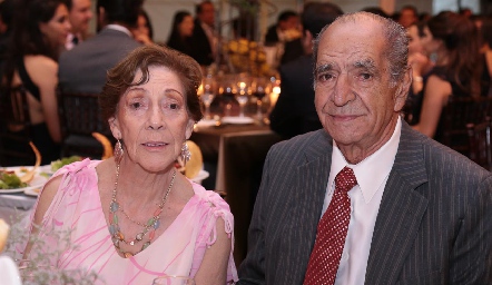 Lucía Castorena y Dámaso Güemes.