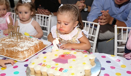 Cumpleaños de Ángeles Labastida.