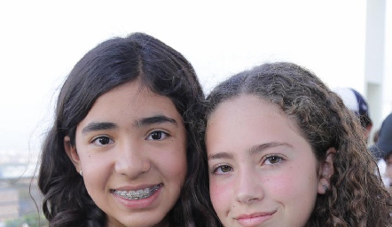  Sofía y Ale.