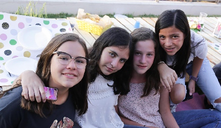  Grandes amigas.