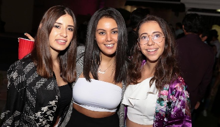  Paulina Correa, Fer Sánchez y Sofía Espinosa.