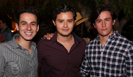  Fernando, Mario Romero y Edgardo de la Torre.
