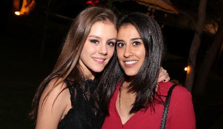 Pau Mebius y Jimena Abud.