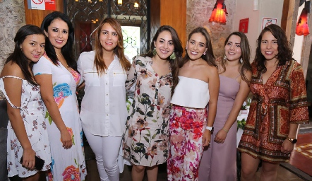 Natalia González, Jazmín Garcín, Karen González, Paulina Gómez, Sofía Dorantes, Andrea Montalvo y Cristina Rodríguez.