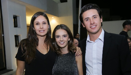  Alejandra Díaz Infante, Melissa Meade y José Manuel Díaz Infante.