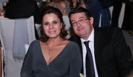  Fernanda Soberón y Armando de la Barrera.