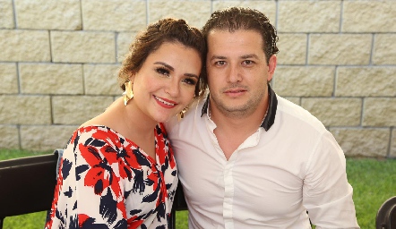  Ana Curiel y José Galarza.