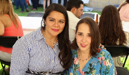  Martha Alicia Acevedo y María Canales.