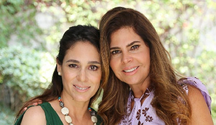  Maribel Lozano y Martha Díez Gutiérrez.