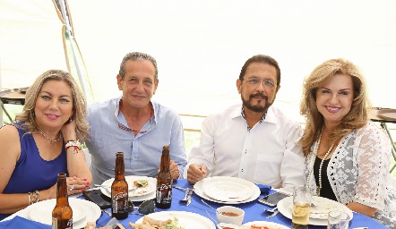Fanny Pozos, Alberto, Toño Acosta y Zulema Sánchez.