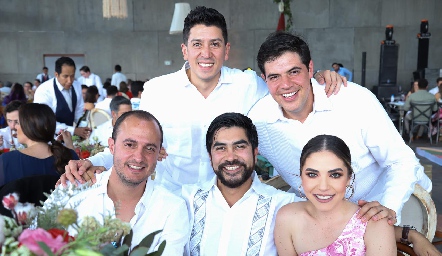  Víctor Fuentes, Leyenda, Javo, Alex Ópera y Gris Barraza.