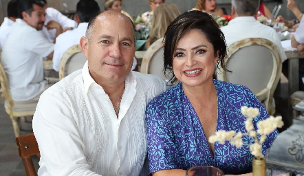  Marco Antonio Schekaibán y Rocío Castellanos.
