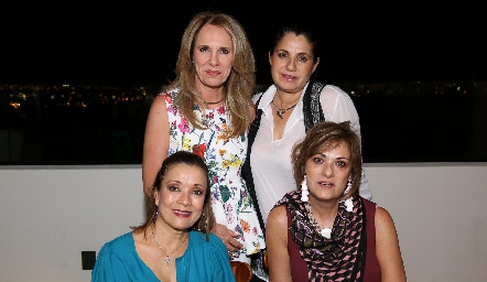  Lupita Pereda, Rigeb Salazar, Soledad Vega y Ana Mary Lorca.