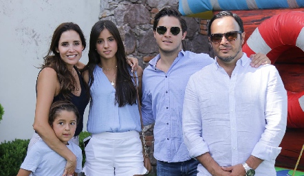 Familia Stevens Díaz de León.