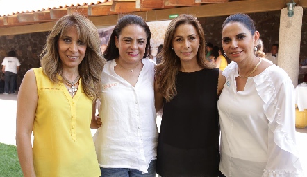  Martha Díaz de León, Coco Leos, Olga Alessi y Malu Espinosa.