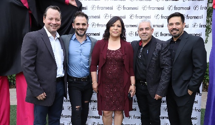  Abelardo Díaz, Diego Sanfilipo, Fabiola Mejorada, Víctor Padilla y Francisco Benítez.