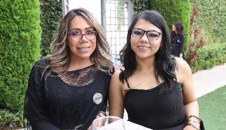  Alejandra Ávila y Sandra Pacheco.