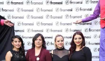  Abigail Hernández, Fabiola Mejorada, Montserrat Serment y Griselda Rocha.