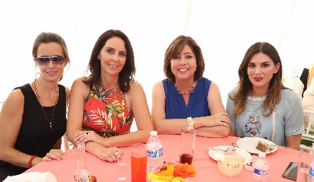  Maggie Furber, Sandra Correa, Elia Viramontes y Fabiola Valdés.