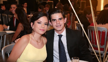  Mariana Barrón y Gustavo Medina.