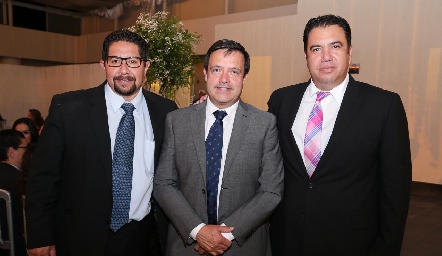  César Ojeda, Juan Carlos de la Rosa y Roberto Silva.
