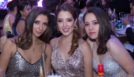  Ana Paula Cantú, Fer Yáñez y Ivette Aguilar.