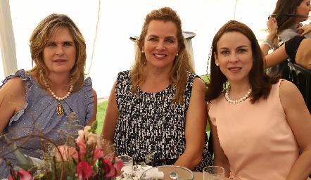  Carmen Zwiegger, Patricia del Bosque y Diana Guel.