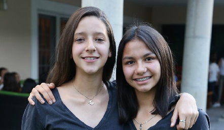  Marijo Cantú y Camila Varela.