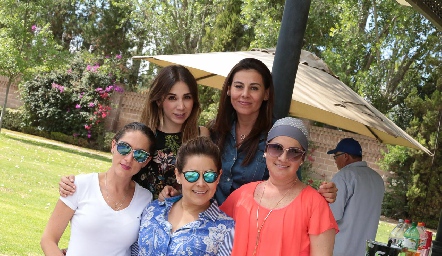  Montse Orozco, Sol Domínguez, Faby Aguilar,  Julieta Rodríguez y Sara Mendoza.