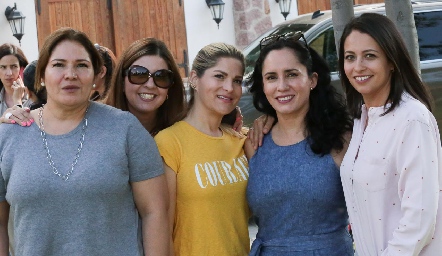  Estela Monsiváis, Gaby Limón, Victoria Canseco, Alma Rosa Méndez e Isabel Díaz de León.
