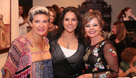 Magarita Padilla, Nuria Delgado y Luz Estela Gómez.