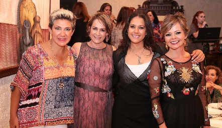  Margarita Padilla, Alejandra Medina, Nuria Delgado y Luz Estela Gómez.