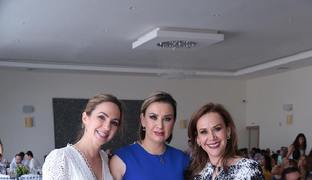  Lilia Medina, Janet Rodríguez y Maricarmen Ayala.