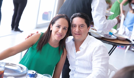  Leticia Aguilar y Javier Córdova.