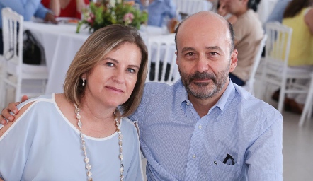  Marlú Mendizábal y Ricardo Estrada.
