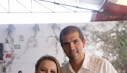  Marcela Alvarado y Fernando Santillán.