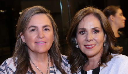  Las consuegras, Adriana González y Laura Álvarez.