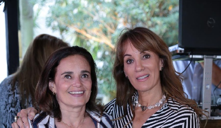 Verónica Alcalde y Paty Espinosa.