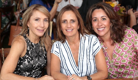  Celina Conde, Mireya Payán y Martha Tinajero.