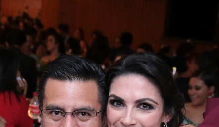  Alejandro Mendoza y Karla Cabrera.