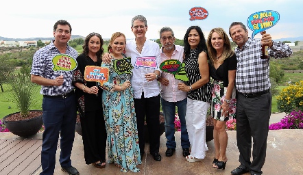 Carlos Viramontes, Rosalba Espinosa, Marcela Piña, Bernardo López, Javier López, Laura Gómez, Lupita Pereda y Alejandro Santibáñez.