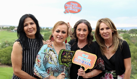  Laura Gómez, Marcela Piña, Rosalba Espinosa y Lupita Pereda.