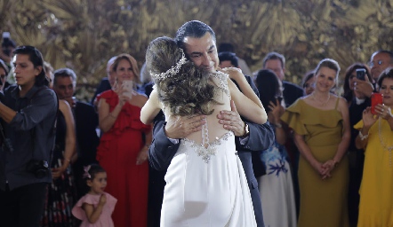 Cristóbal Herrera con su hija Pamela.