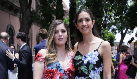  Adriana Zúñiga y Marisa Espínolo.