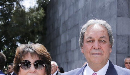Tatina Rodríguez y Carlos Torres Corzo.