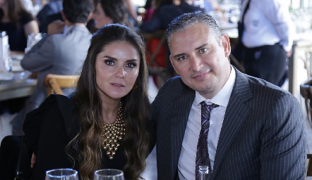Claudia Pérez Amaral y Luis Castro.